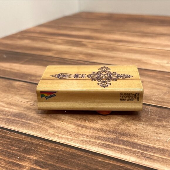 2003 RUBBER STAMPEDE DELTA ELEGANT CROSS 3410F WOOD MOUNTED RUBBER STAMP - Picture 4 of 4